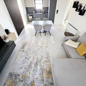 Komforan trosobni stan s krovnom terasom - Zadar, Petrići