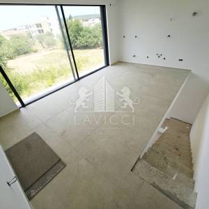 Komforni dvoetažni apartman s vrtom - Sukošan, Zadar