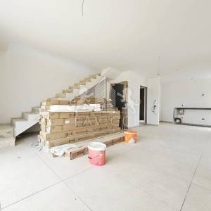 Komforni dvoetažni apartman s vrtom - Sukošan, Zadar