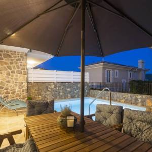 KRK - Vila s bazenom i pogledom na more 