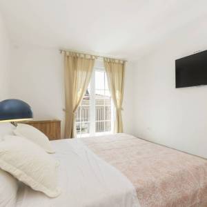 KRK - Vila s bazenom i pogledom na more 