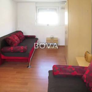 Kuća 212 m2 – Pag *Blizina mora* (ID-2299)