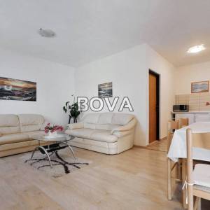 Kuća 516 m2 – Vinjerac *Bazen* (ID-2250)