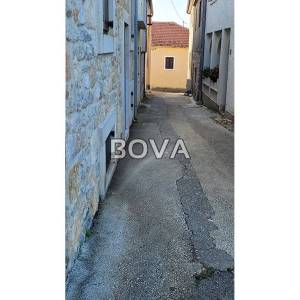 Kuća 680 m2 – Posedarje *Prilika* (ID-2251)