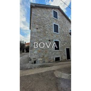 Kuća 680 m2 – Posedarje *Prilika* (ID-2251)