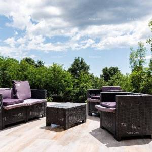 Kuća na Labinštini ! Veliki teren oko kuće od 9400 M2!!