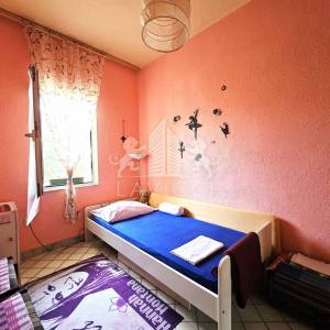 Kuća s 3 apartmana 200 m od mora - Vir