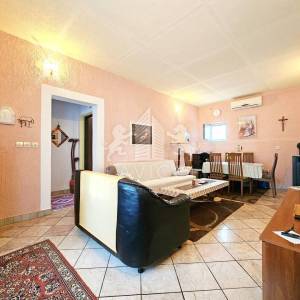 Kuća s 3 apartmana 200 m od mora - Vir