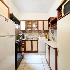 Kuća s 3 apartmana 200 m od mora - Vir