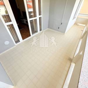 Kuća s 3 apartmana 200 m od mora - Vir