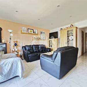 Kuća s 3 apartmana, 50m od mora - Sv. Petar