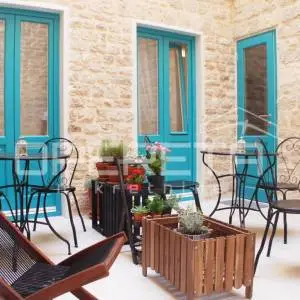 Kuća s 4 apartmana u centru Šibenika