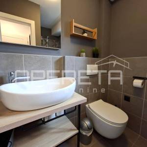 Kuća s 4 apartmana u centru Šibenika