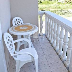 Kuća s 5 apartmana, 2. red od mora - VLAŠIĆI, PAG