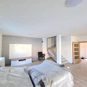 Kuća s bazenom! Blizina Medulina! Pomer.