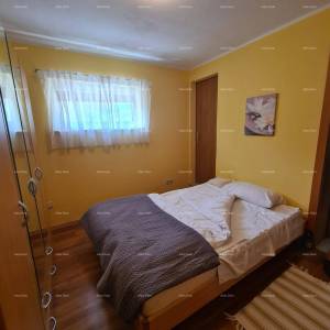 Kuća s bazenom i velikom okućnicom!  Blizina mjesta Marčane.