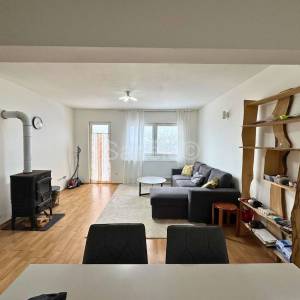 Kuća s dva stana u Svetoj Nedelji