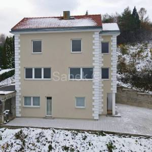 Kuća s dva stana u Svetoj Nedelji