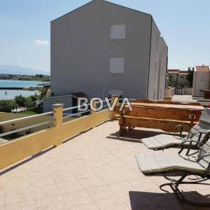 Kuća sa 4 apartmana 240 m2 – Nin *Prvi red do mora* (ID-2241)