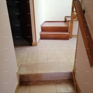 Kuća u centru Marčane s vrtom.