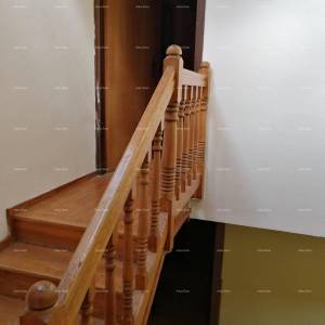 Kuća u centru Marčane s vrtom.