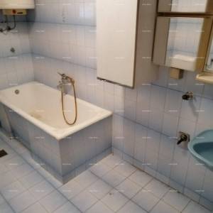 Kuća u centru Marčane s vrtom.