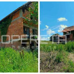 Kuća za obnovu s pet parcela u mirnom selu kraj Petrinje