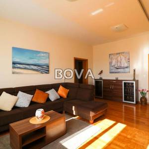 Kuća za odmor 260 m2 – Kožino *Bazen* (ID-2209)