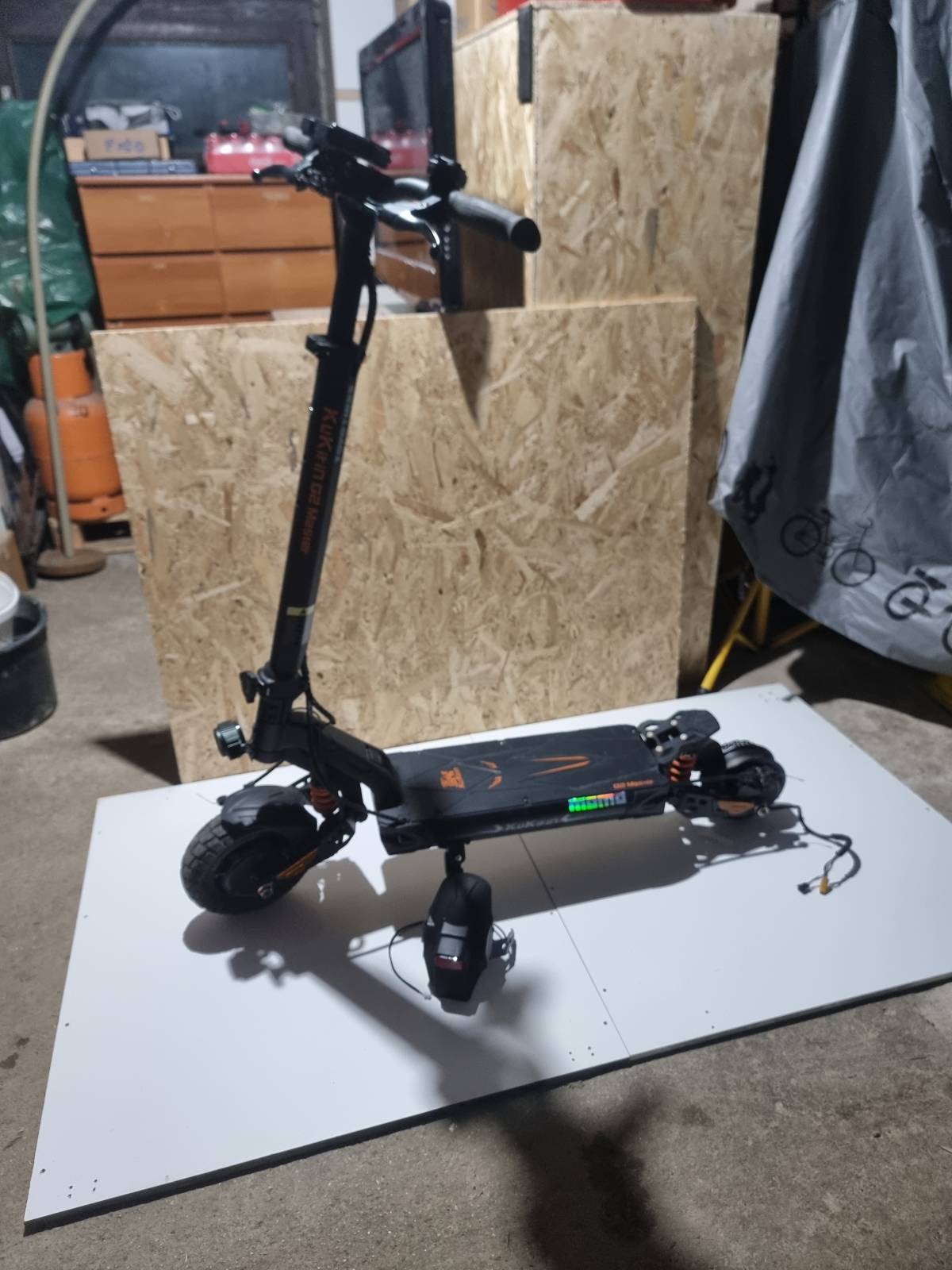 Kukurin G2 Master 2024 sa punjačem