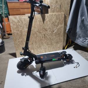 Kukurin G2 Master 2024 sa punjačem