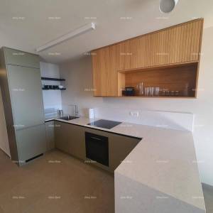 Labin! Prodajemo prelijepi dvosobni stan s pogledom na more!