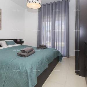 Labin – Uređena prizemnica s bazenom