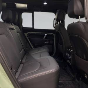 Land Rover Defender 110 3.0D 300KS LIMITED EDITION