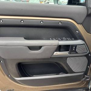 Land Rover Defender 110 X-DYN SE 3.0 250 AWD