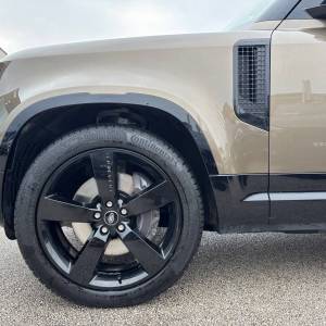 Land Rover Defender 110 X-DYN SE 3.0 250 AWD