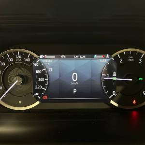 Land Rover Discovery Sport 2.0D TD4 163HP MHEV AWD A9 - 3 godine jamstva