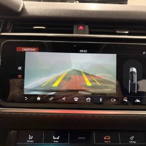 Land Rover Range Rover Velar BASE 2.0D 180HP 4WD A8 - 3 godine jamstva