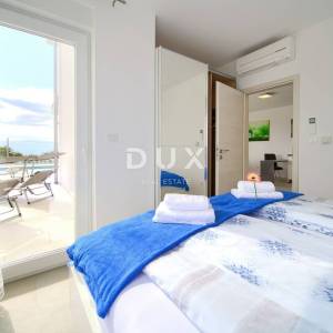 LINARDIĆI, OTOK KRK - Stan sa bazenom i pogledom na more