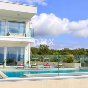 LINARDIĆI, OTOK KRK - Stan sa bazenom i pogledom na more