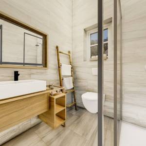 LINARDIĆI - Rustikalna vila s bazenom i otvorenim pogledom na more