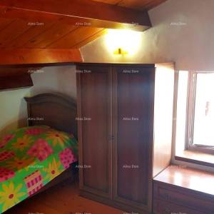 Ližnjan! Kuća u nizu , stara istarska!