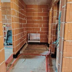 Ližnjan, Na prodaju fantastičan stan u prizemlju s bazenom