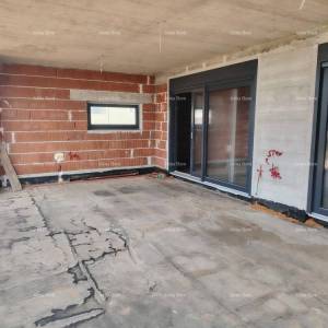 Ližnjan, Na prodaju fantastičan stan u prizemlju s bazenom