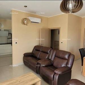 Ližnjan! Namješten stan !Pogled more !