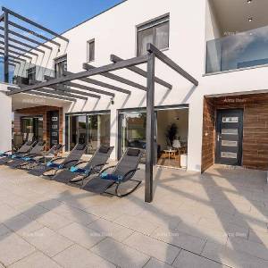 Loborika Vila s bazenom!