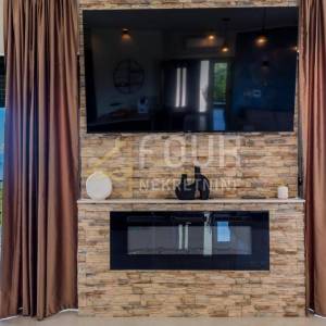 Lovran, moderna vila s unutarnjim bazenom i prekrasnim pogledom