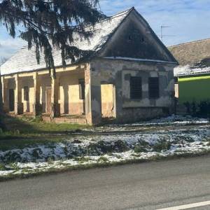 Lug, Kuća za rušenje, PRILIKA!