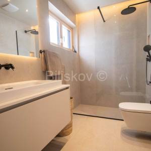 Luksuzan 2 soban stan najam Duilovo Split