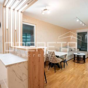 Luksuzan dvosoban stan s panoramskim pogledom na more na Žnjanu