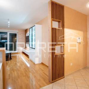 Luksuzan dvosoban stan s panoramskim pogledom na more na Žnjanu